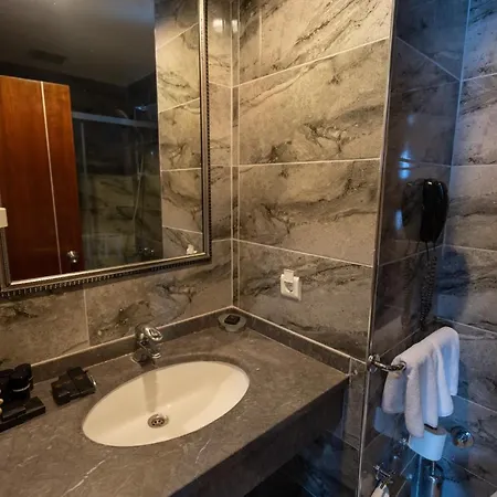 The Park Bostanci Hotel 5*