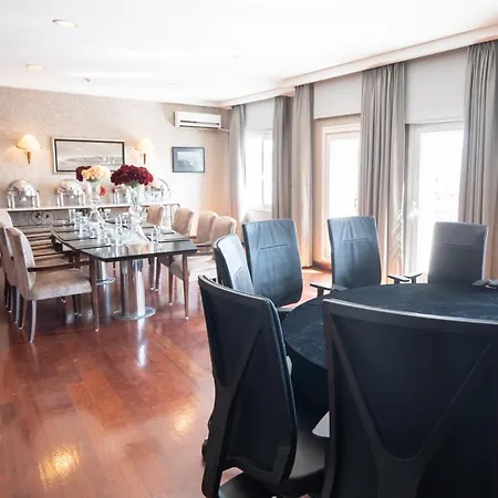 Отель The Park Bostanci